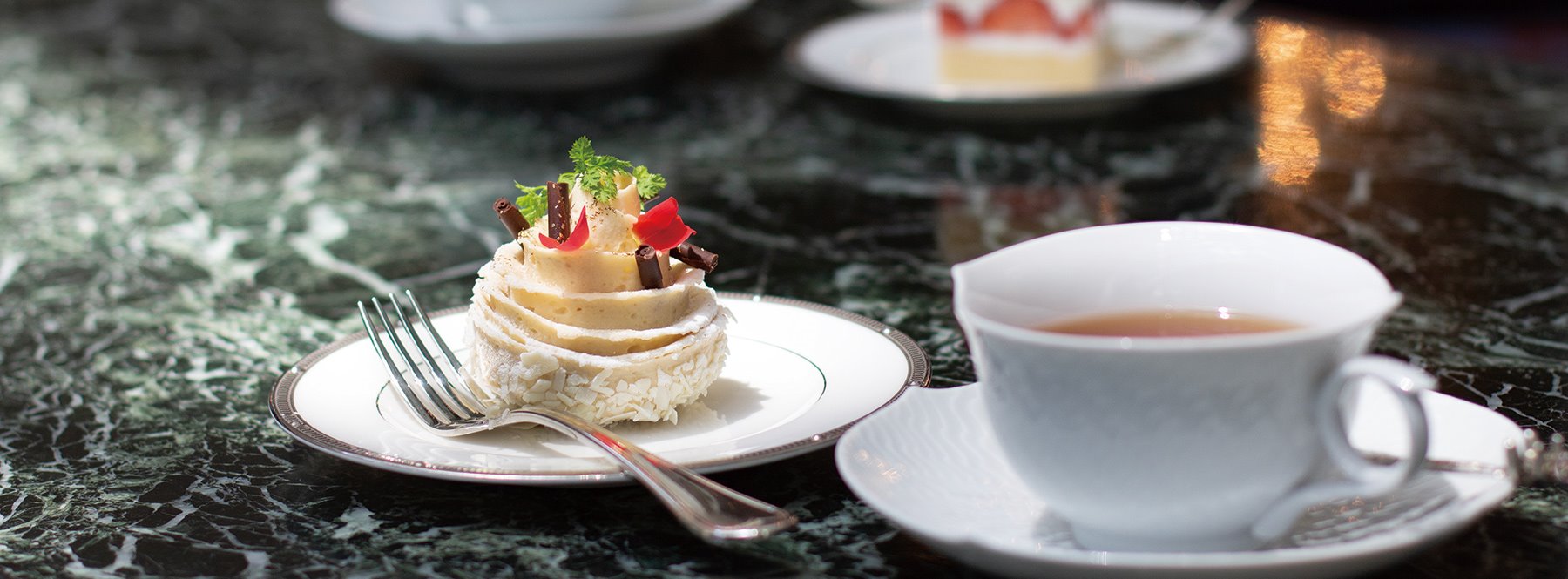 home-middle-slider-image-slide2