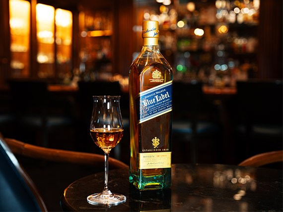 ジョニーウォーカー　ブルーラベル　ウィスキー　ホテル　バー　大阪